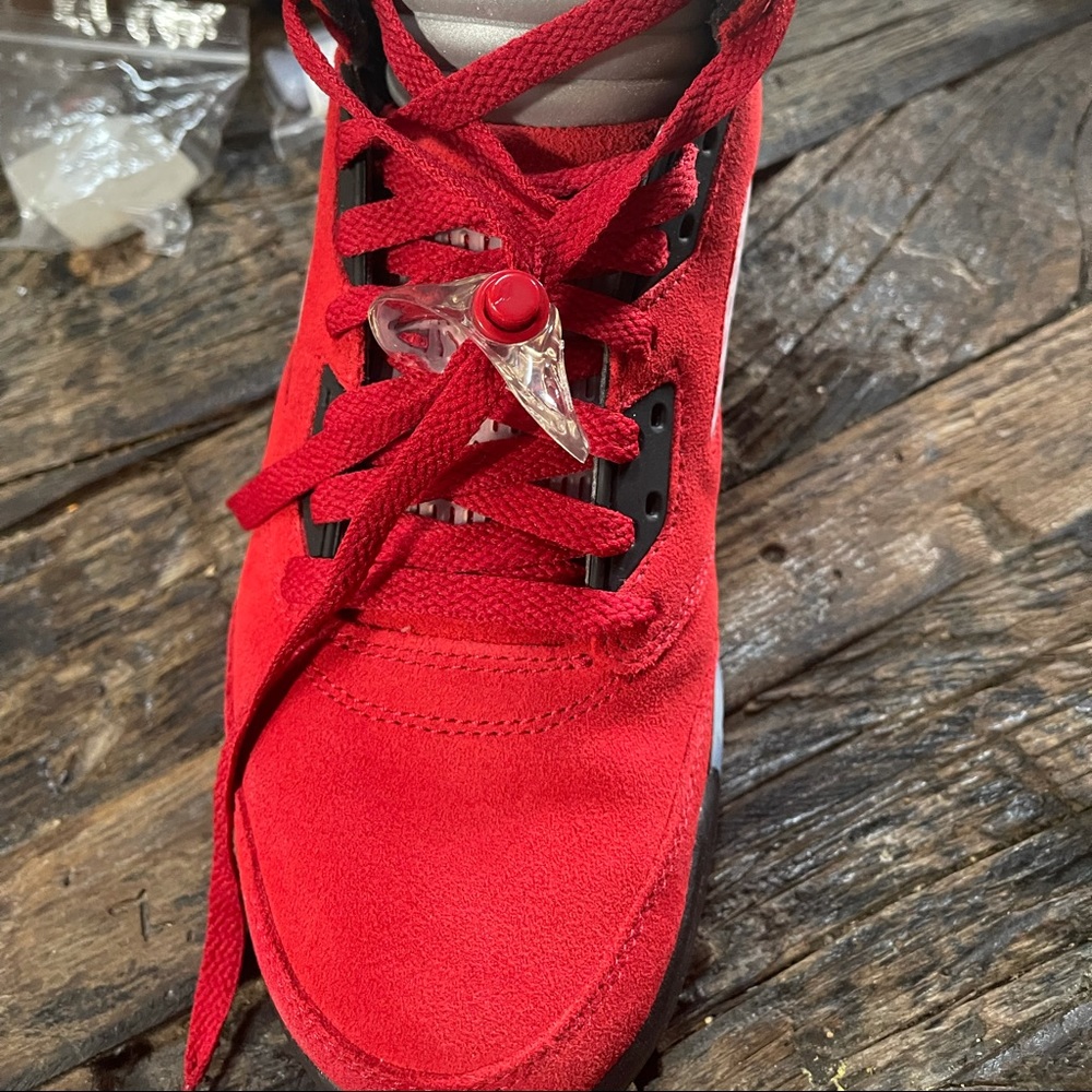 Size 10 raging bulls (good condition)